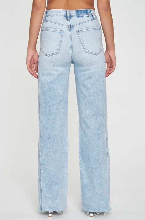 Far Out High Rise Jean in Cupid