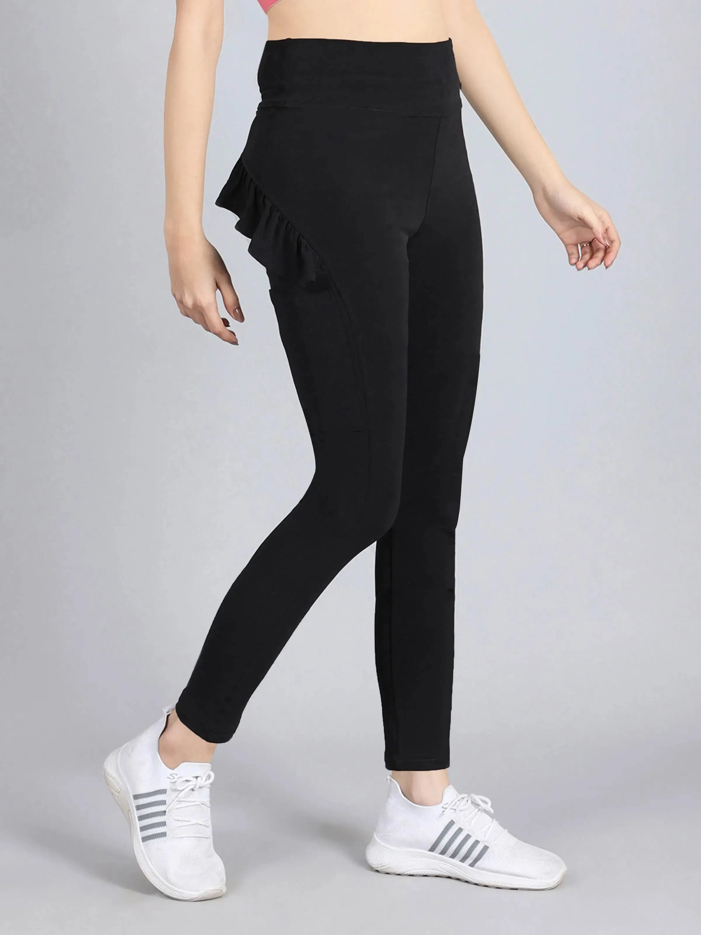 Ruffled Leggings With Side Pocket | Solid Black Activewear